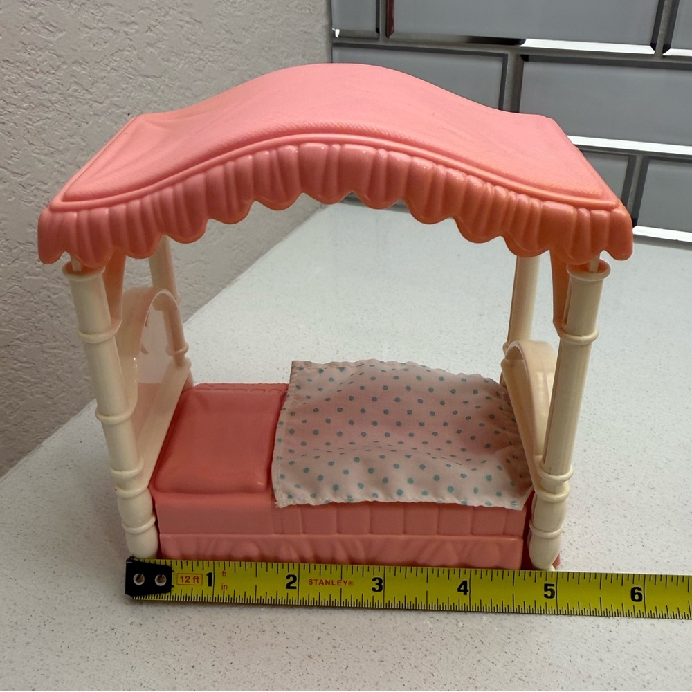 Vintage Playskool Dollhouse Pink Canopy Bed 90s - Picture 11 of 12